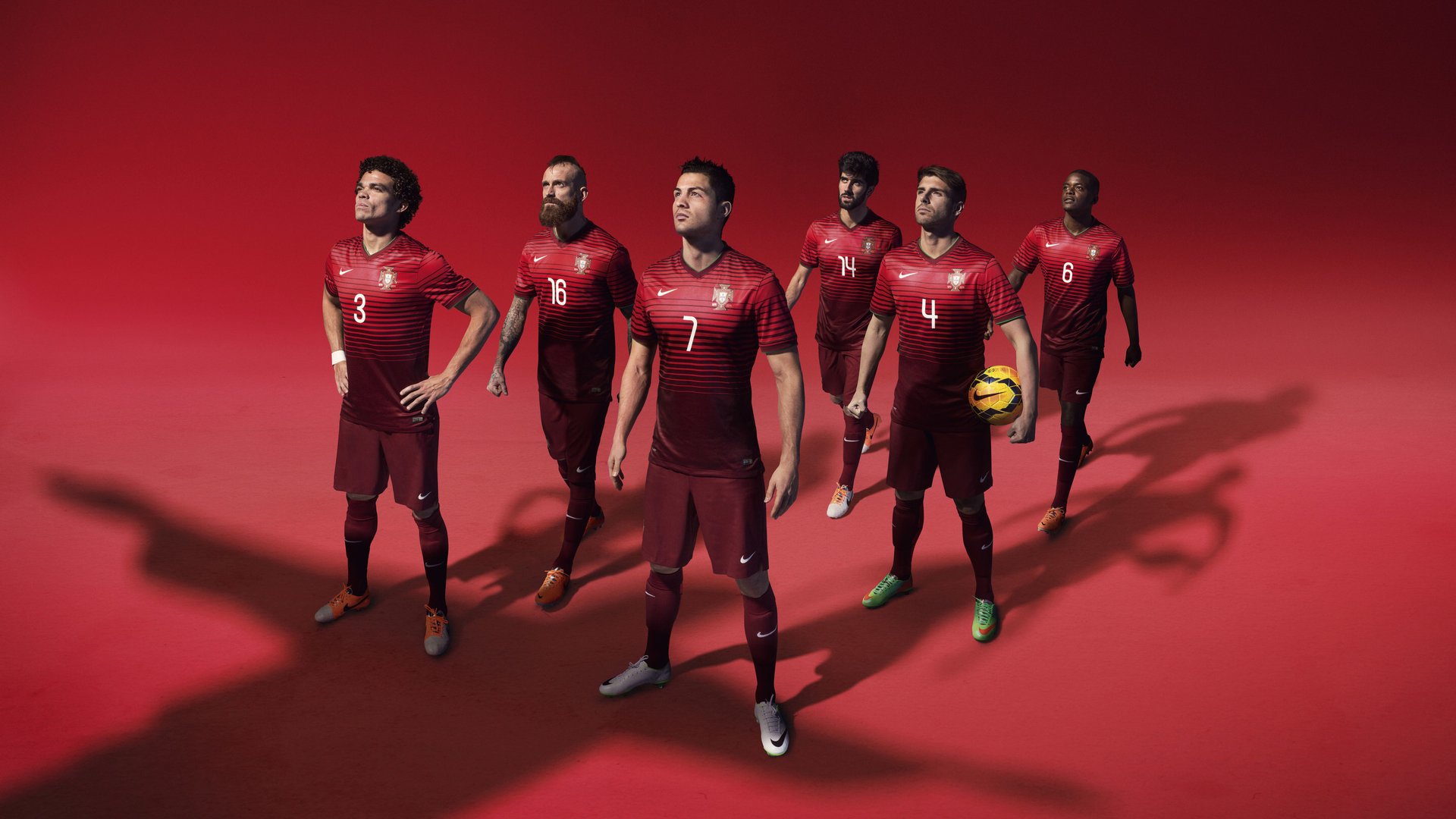 中超“鲁粤德比”山东泰山客场1比1战平广州队 比赛节奏紧凑精彩